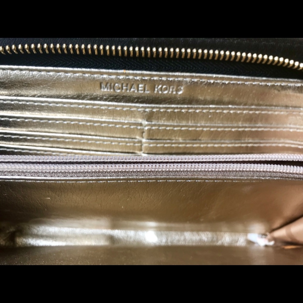 Michael Kors Wallet/Clutch Black Leather - Picture 3 of 4